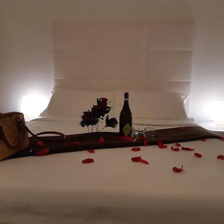 Cagliari D'Amare Via Roma Hotel ภายนอก รูปภาพ