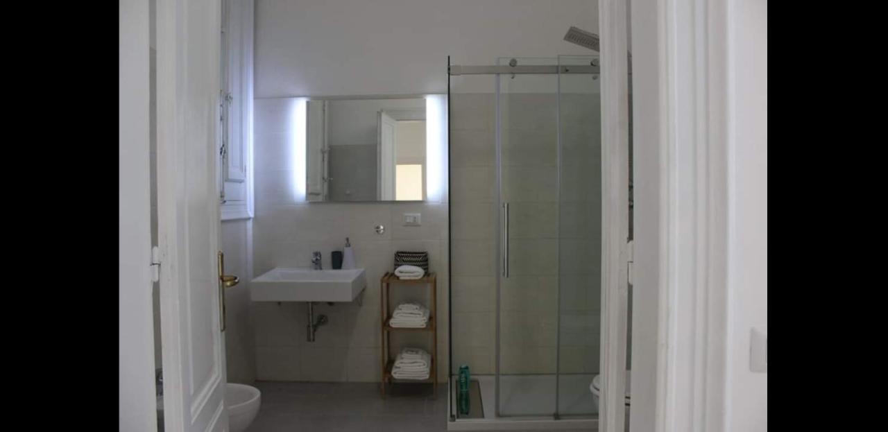 Cagliari D'Amare Via Roma Hotel ภายนอก รูปภาพ