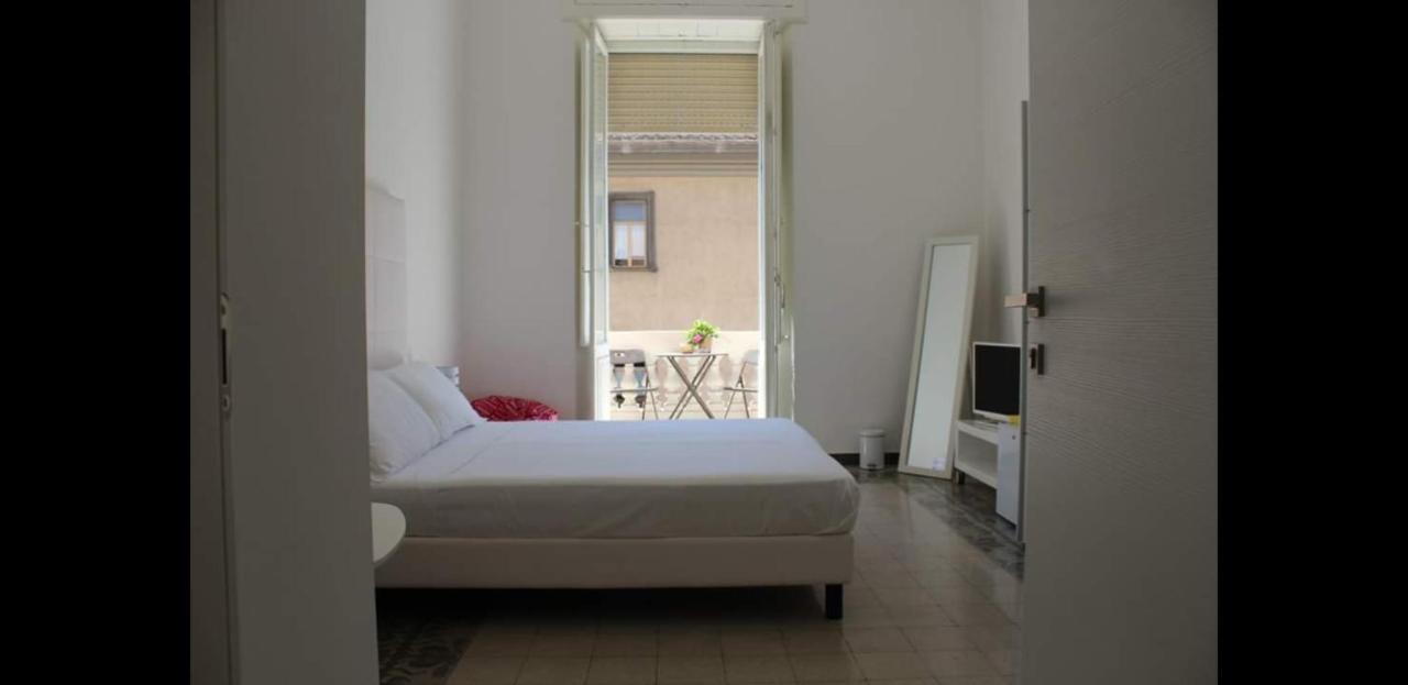 Cagliari D'Amare Via Roma Hotel ภายนอก รูปภาพ