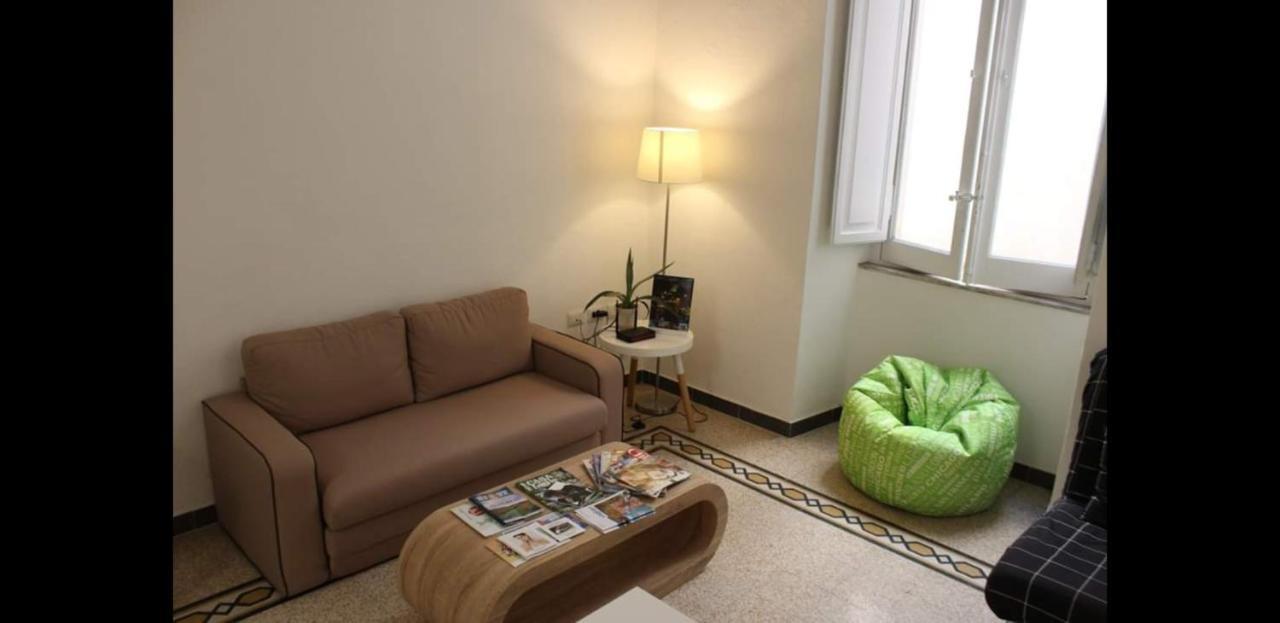 Cagliari D'Amare Via Roma Hotel ภายนอก รูปภาพ